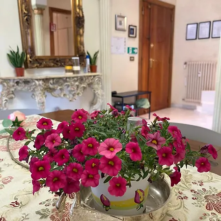 Family Santamaria Apartment Rome
